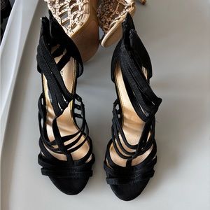 Black Micheal brand heels, suede, size 81/2